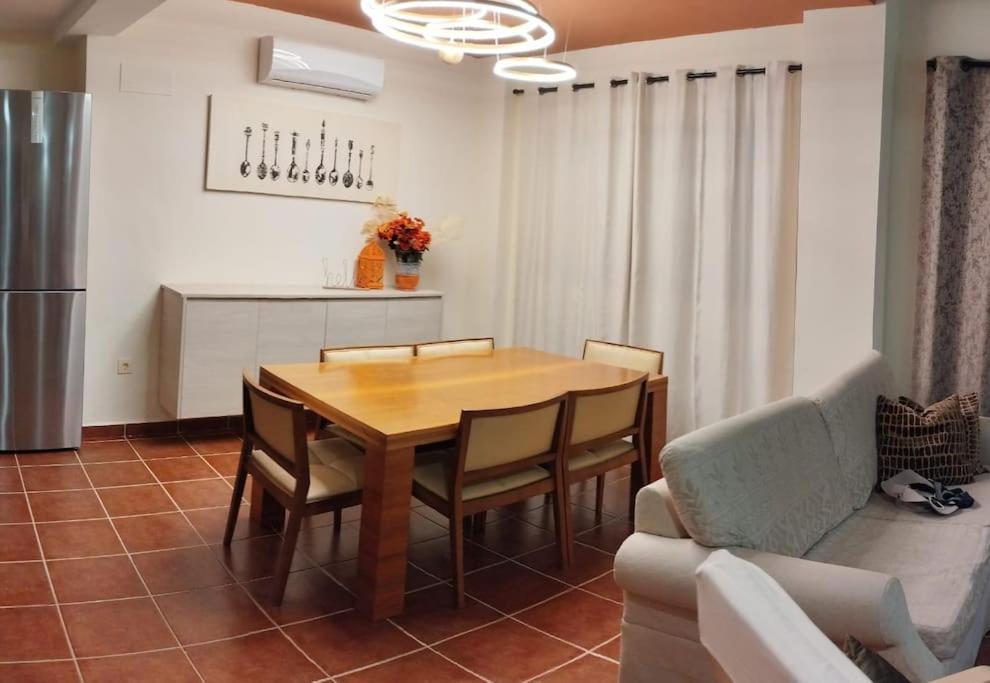 Suite En Sierramagna, Piscina Abierta El Ronquillo Zewnętrze zdjęcie