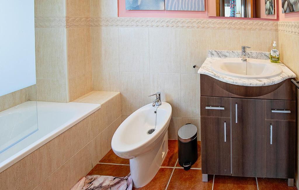 Suite En Sierramagna, Piscina Abierta El Ronquillo Zewnętrze zdjęcie