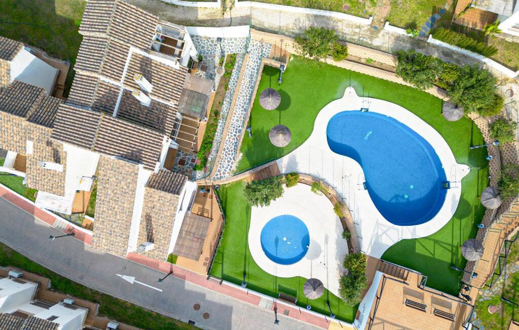 Suite En Sierramagna, Piscina Abierta El Ronquillo Zewnętrze zdjęcie